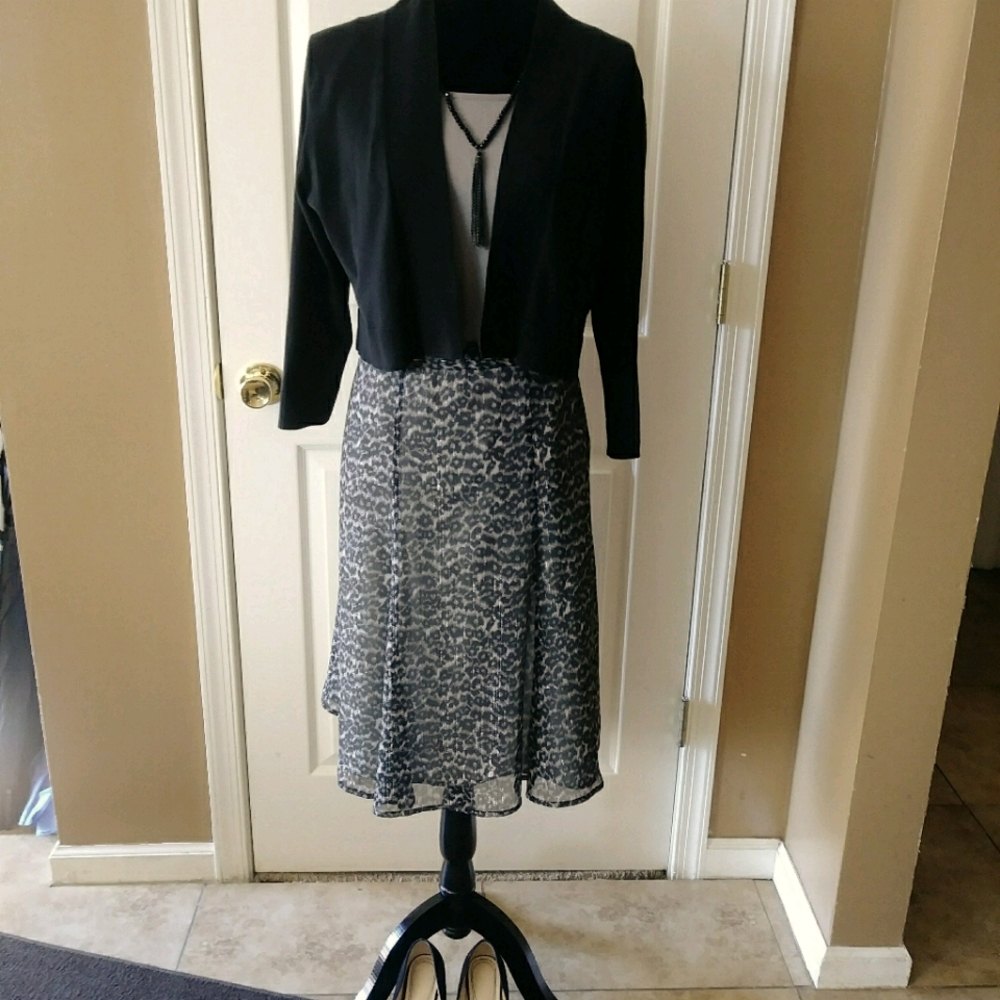 Grey & black skirt